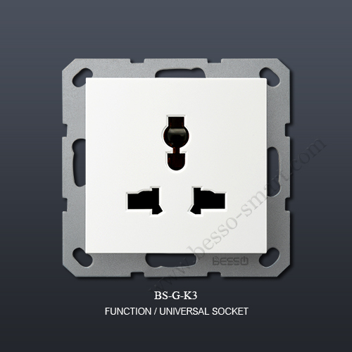 3 PIN UNIVERSAL SOCKET
